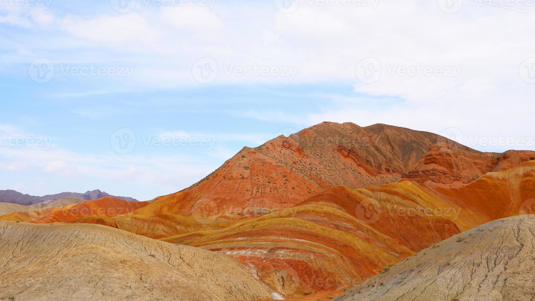 Zhangyei Danxia Landform em Gansu China. foto