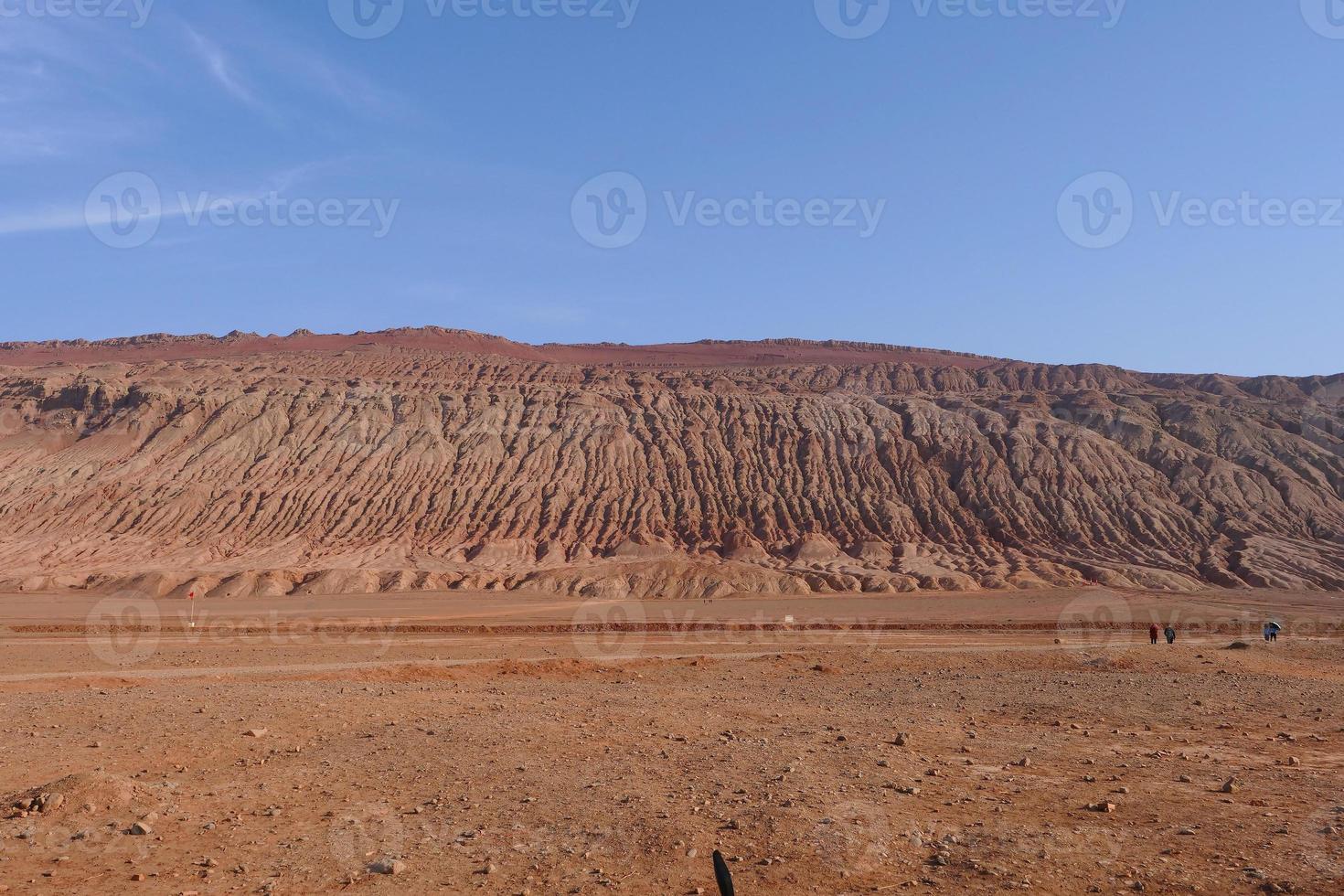 montanha em chamas na província de turpan xinjiang china. foto