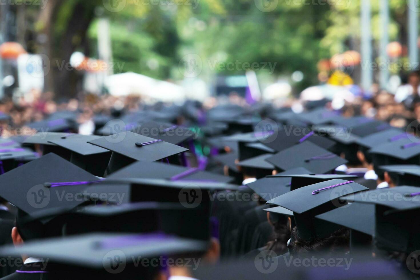 Parabéns para a Novo graduados. foto