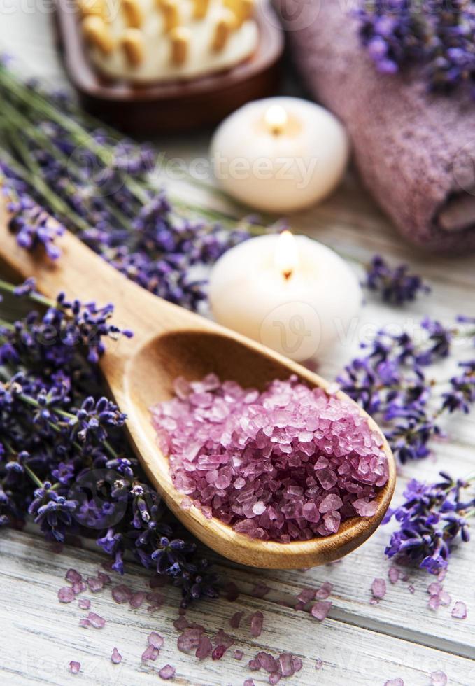 cosmético spa orgânico natural com lavanda. foto