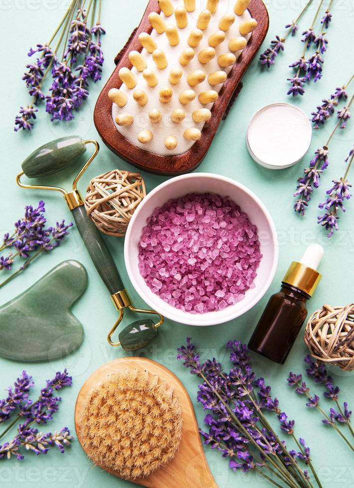 cosmético spa orgânico natural com lavanda. foto