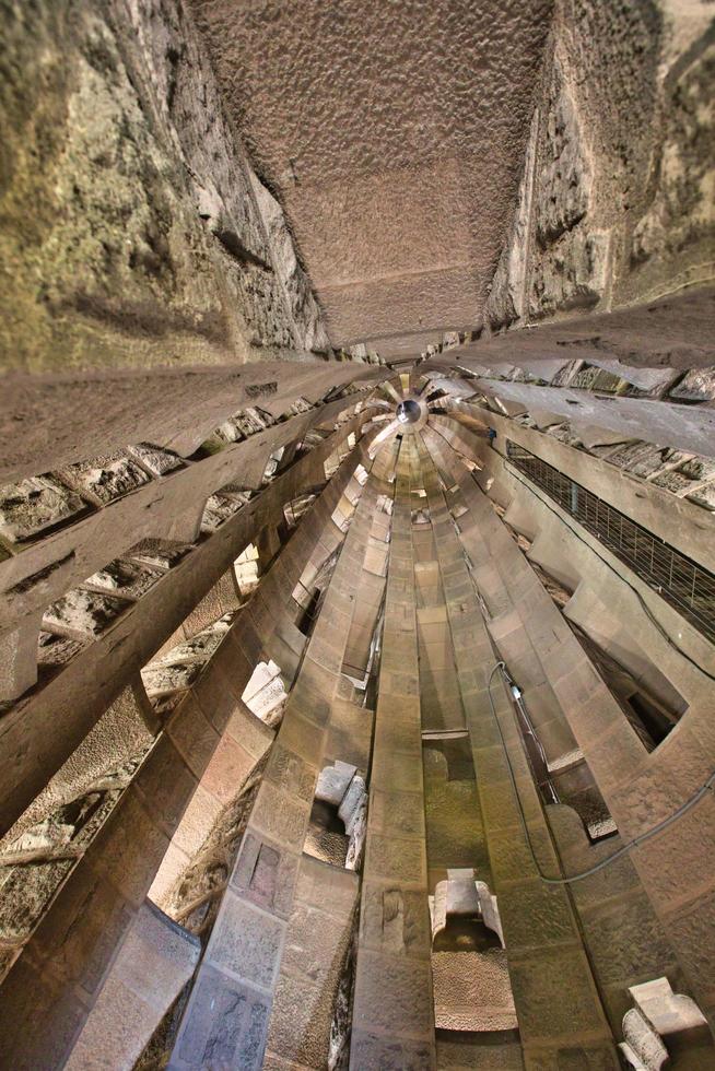 sagrada família, projetada por antoni gaudi, barcelona espanha foto