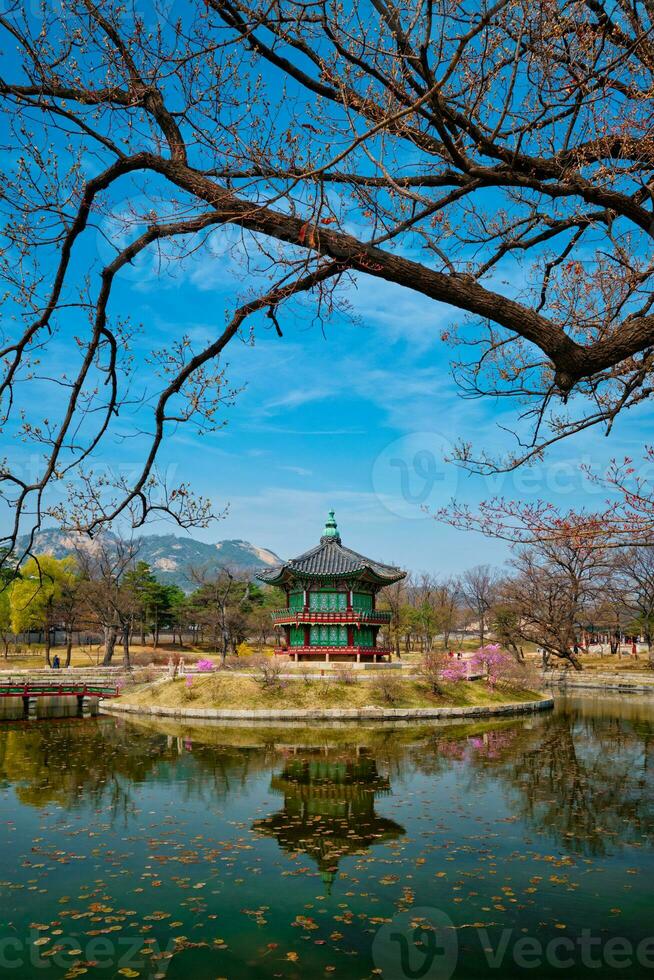 hyangwonjeong pavilhão, gyeongbokgung Palácio, Seul, sul Coréia foto