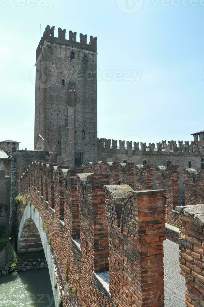 castelo velho castelvecchio em verona foto