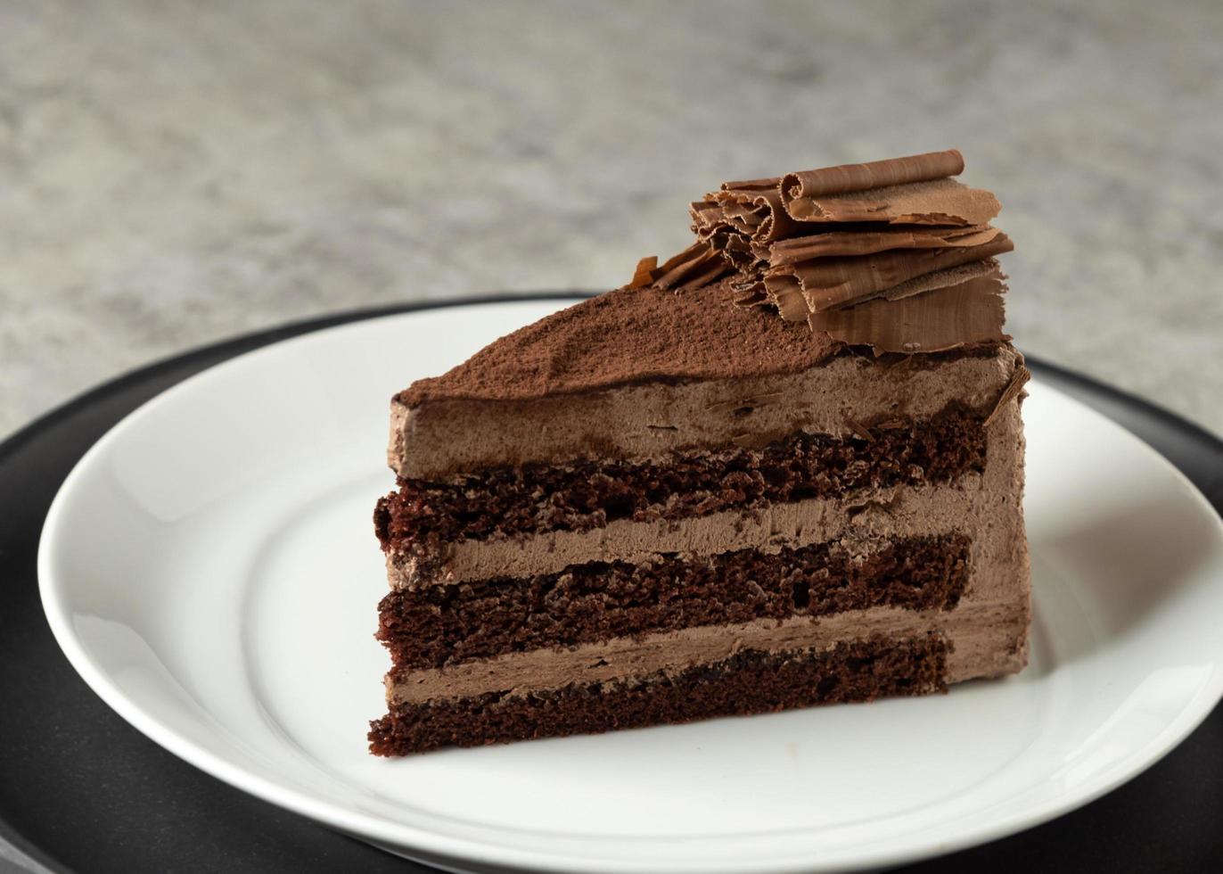 Bolo De Mousse De Chocolate, Bolo De Chocolate Com Recheio De Creme foto