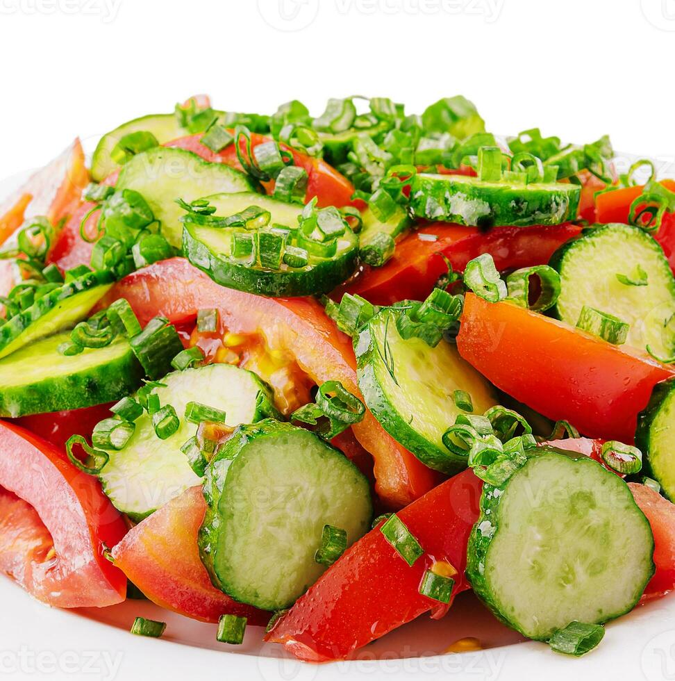 vegetariano salada do Primavera legumes em prato foto