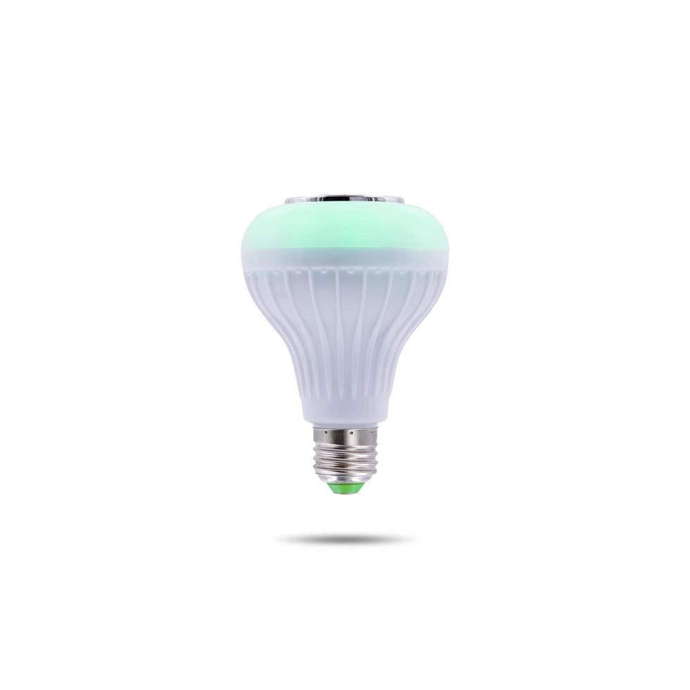 iluminação de teto multi-led piscando colorida com alto-falante sem fio embutido isolado no fundo branco. foto