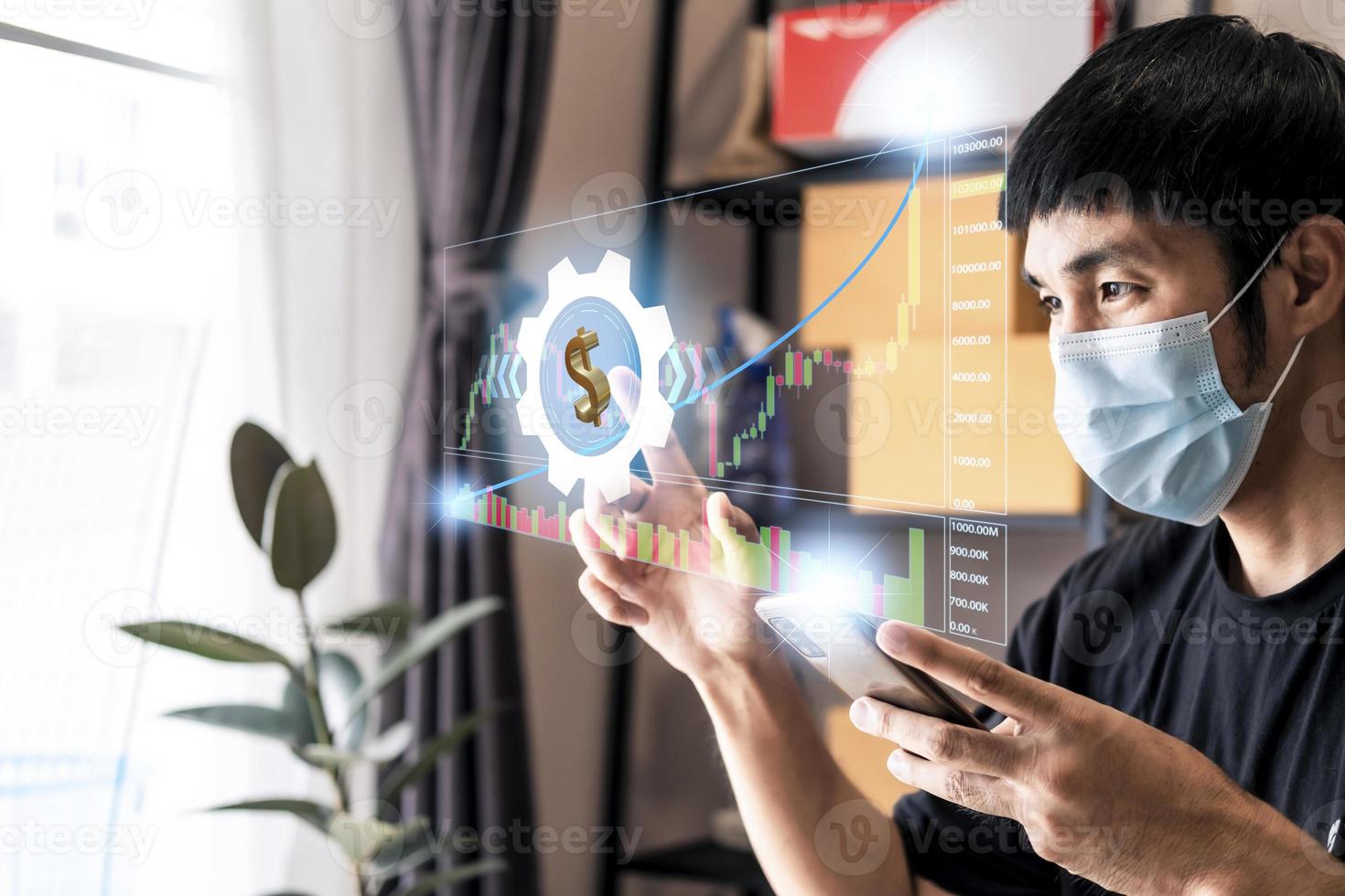 bitcoin gráfico de tecnologia de negócios de homem asiático. para ações de negócios foto