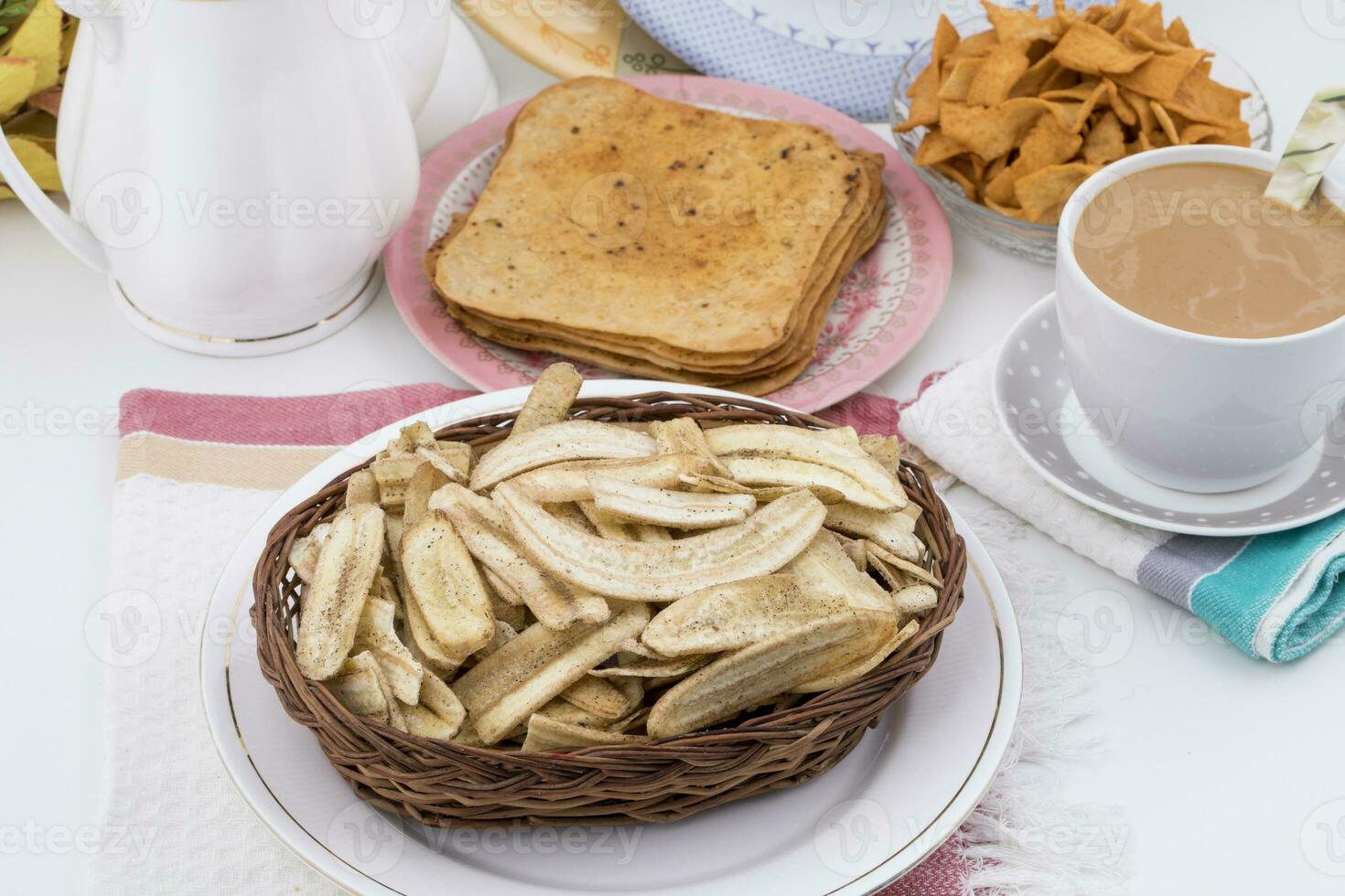 banana salgadinhos popular profundo frito chá Tempo lanche foto