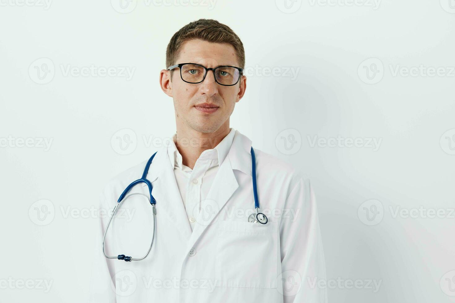 hospital perícia praticante maduro homens saúde especialista médico Veja médico terapeuta foto