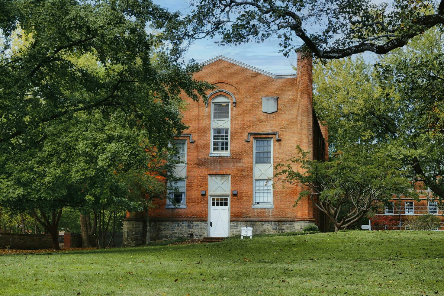 st. John's Faculdade campus, anápolis, maryland, EUA, 2023. edifícios sombreado de árvores em 1 do a mais antigo campi dentro América foto