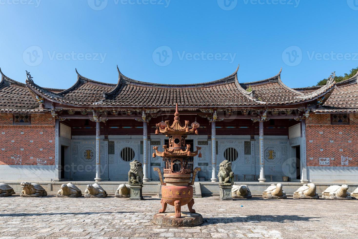 a aparência geral dos templos budistas tradicionais chineses foto