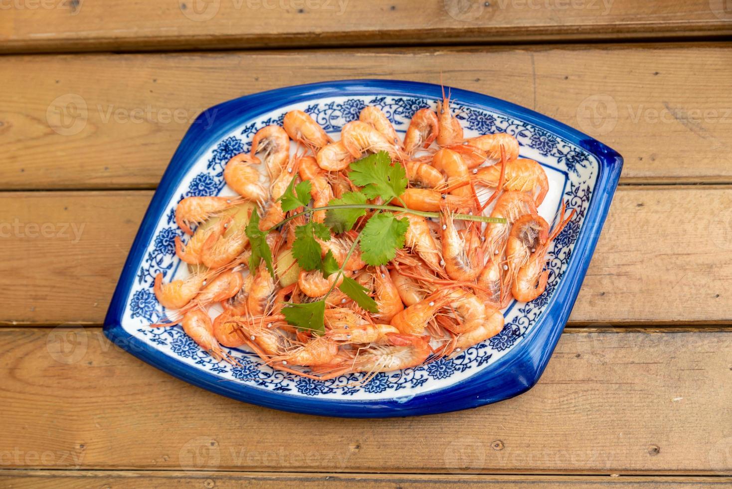 deliciosos pratos tradicionais chineses fritos foto