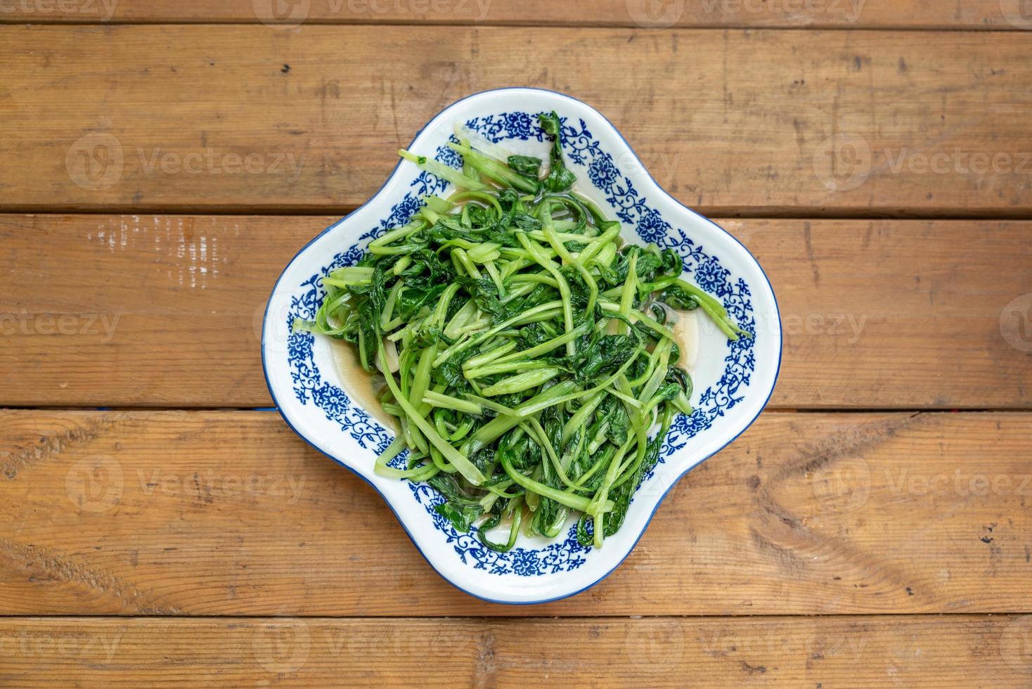 deliciosos pratos tradicionais chineses fritos foto