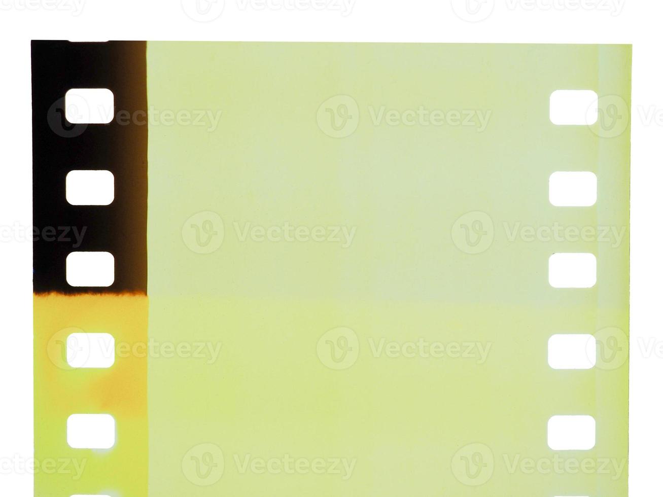 filme antigo usado para fotografia e filmes de cinema isolados sobre o branco foto
