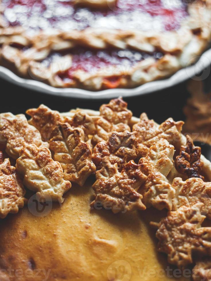 tradicional torta de abóbora e torta de maçã americana, dia de ação de graças foto