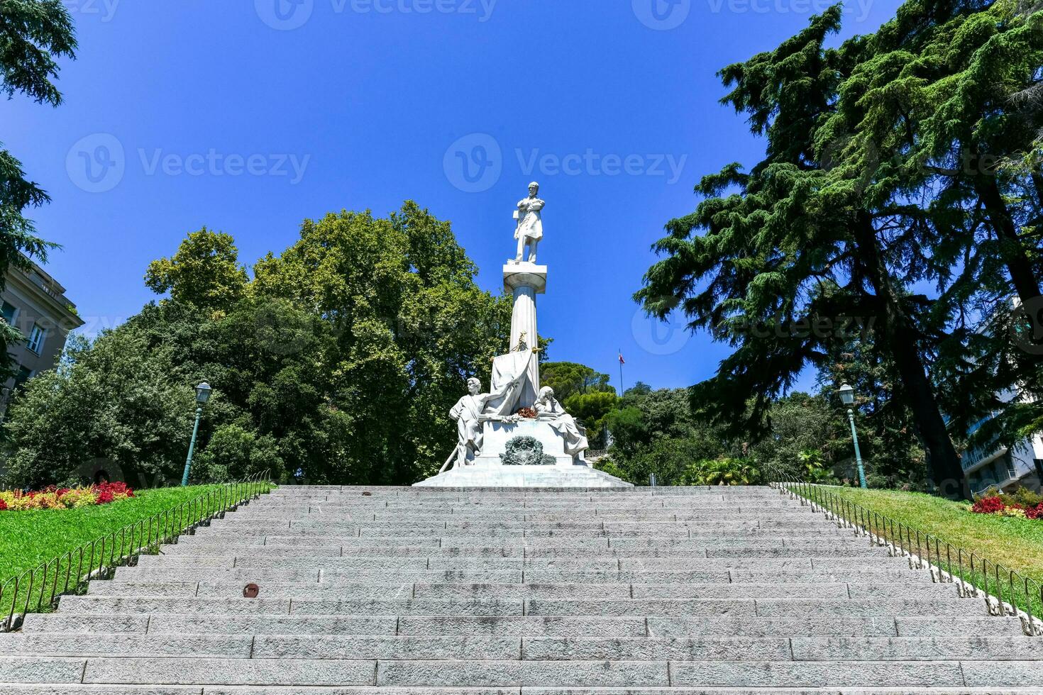 monumento uma giuseppe mazzini - Génova, Itália foto