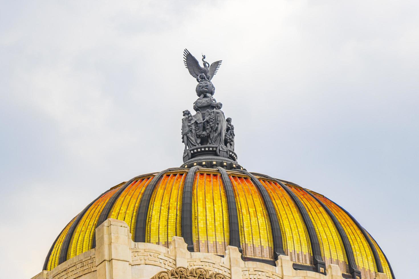 palácio de belas artes na cidade do méxico foto