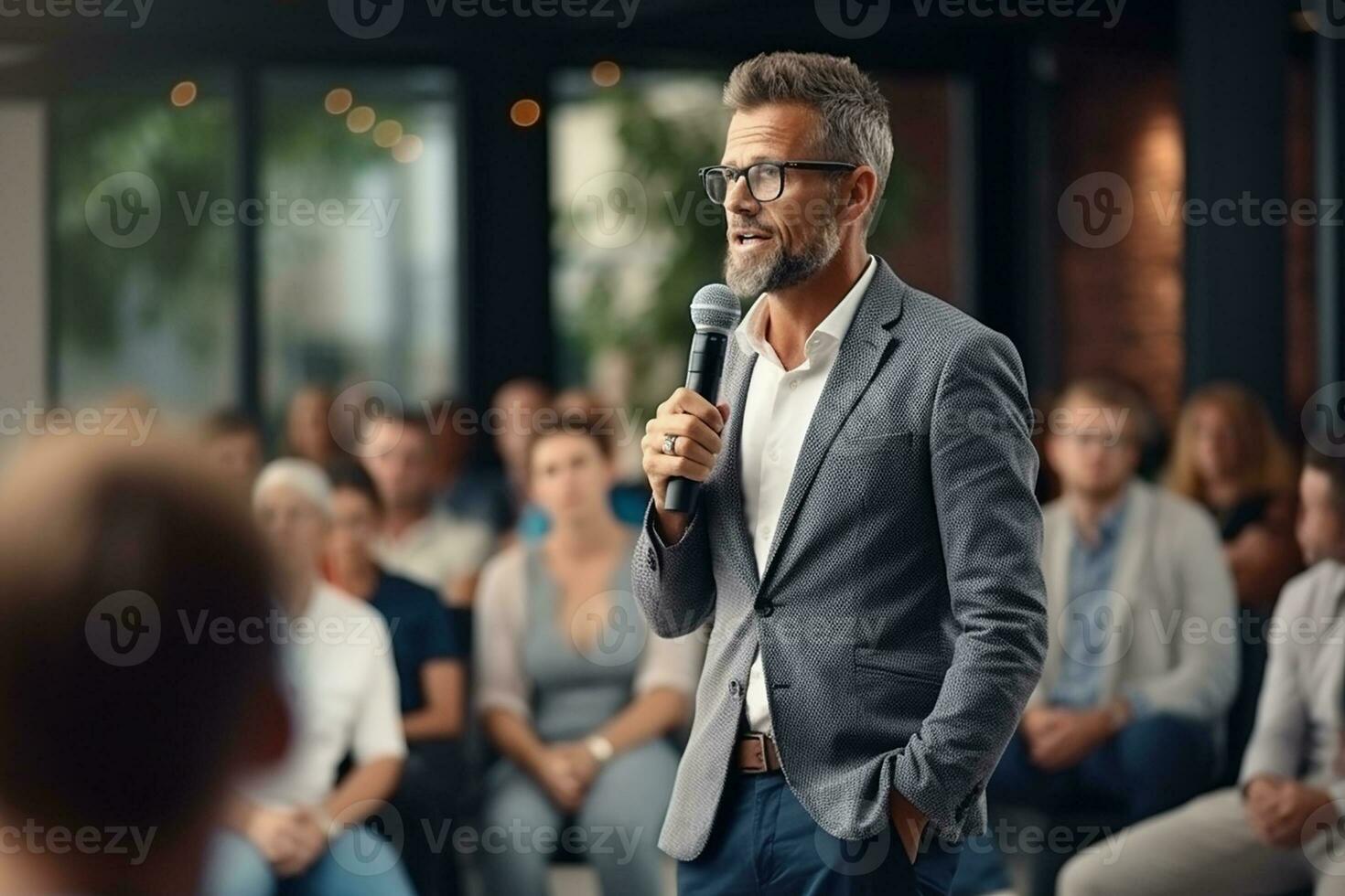 ai gerado masculino alto falante dando uma conversa em corporativo o negócio conferência. irreconhecível pessoas dentro público às conferência corredor. o negócio e empreendedorismo evento foto