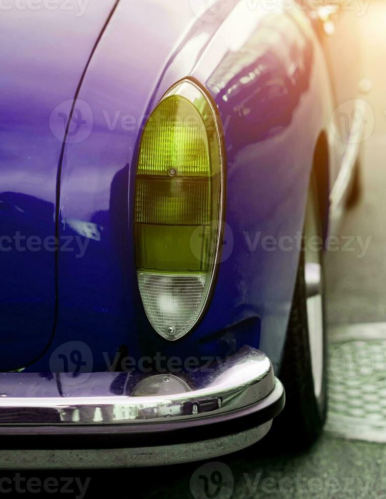 traseiro fim do azul clássico carro foto