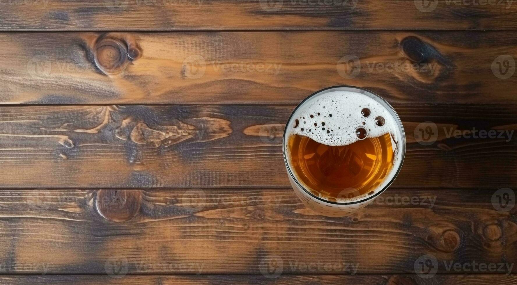 ai gerado vidro do Cerveja em abstrato fundo, Cerveja papel de parede, vidro do Cerveja dentro a escuro, Cerveja com espuma, alcoólico beber em Sombrio fundo foto