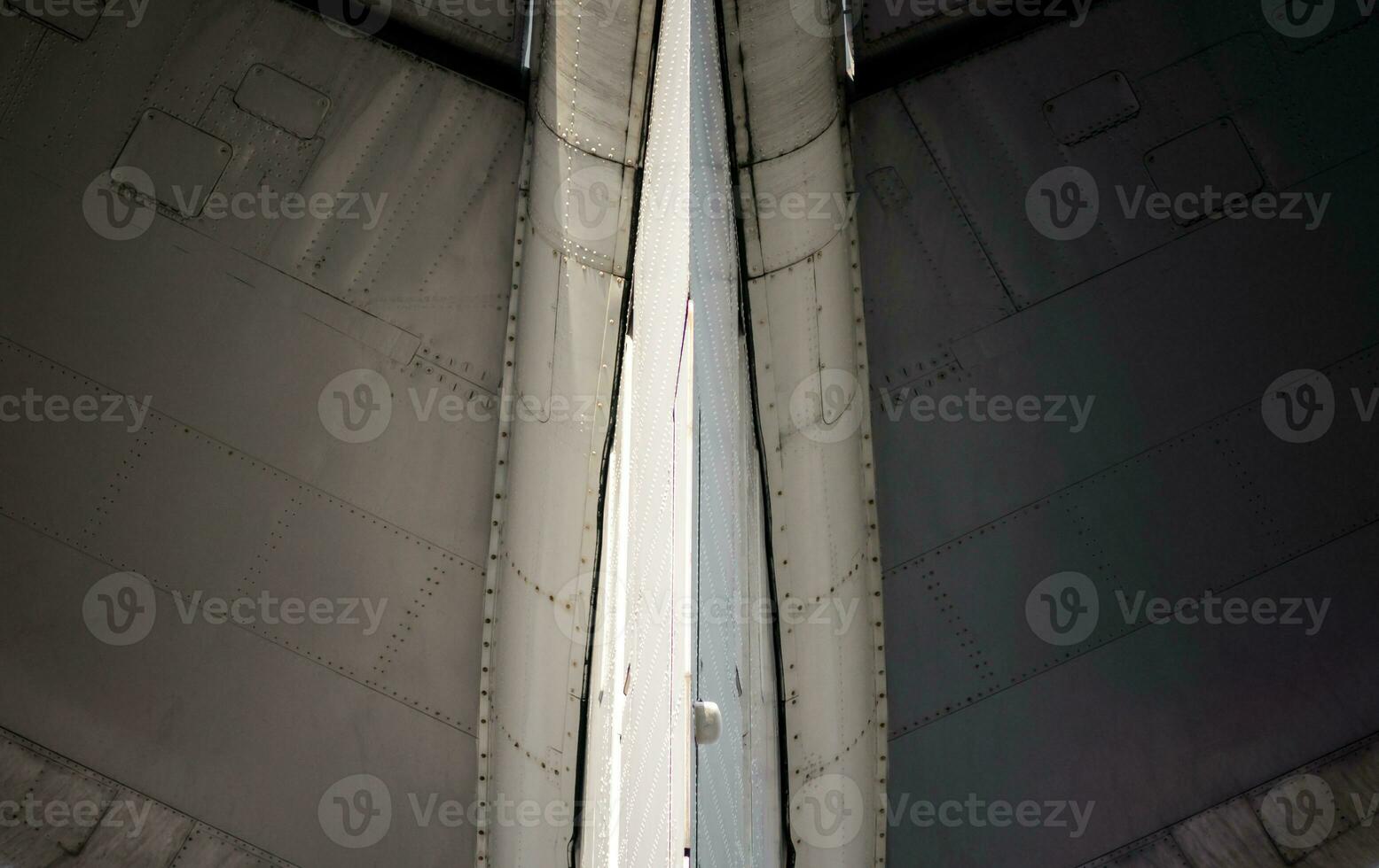 técnico aviação fundo fragmento do a avião asas foto
