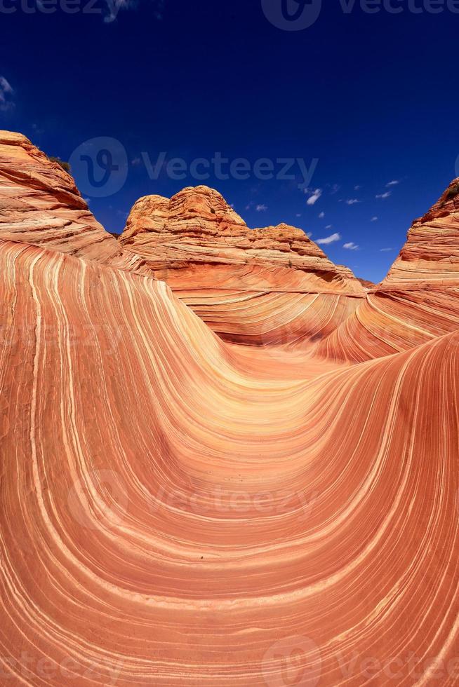 a formação de areia navajo das ondas no arizona eua foto