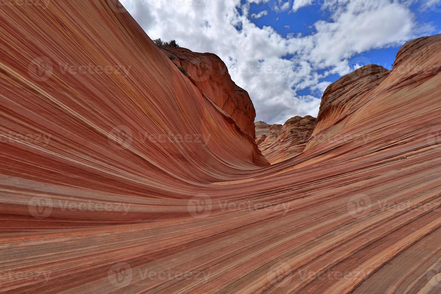 a formação de areia navajo das ondas no arizona eua foto
