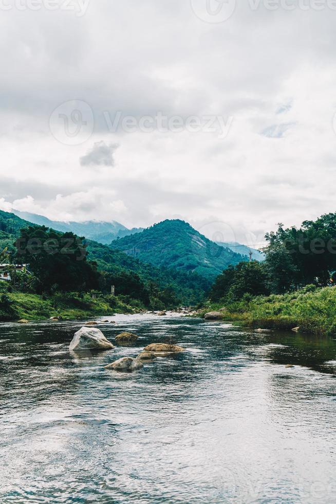 vila kiriwong - uma das melhores vilas ao ar livre na Tailândia e vive na cultura do antigo estilo tailandês. localizado em nakhon si thammarat, tailândia foto