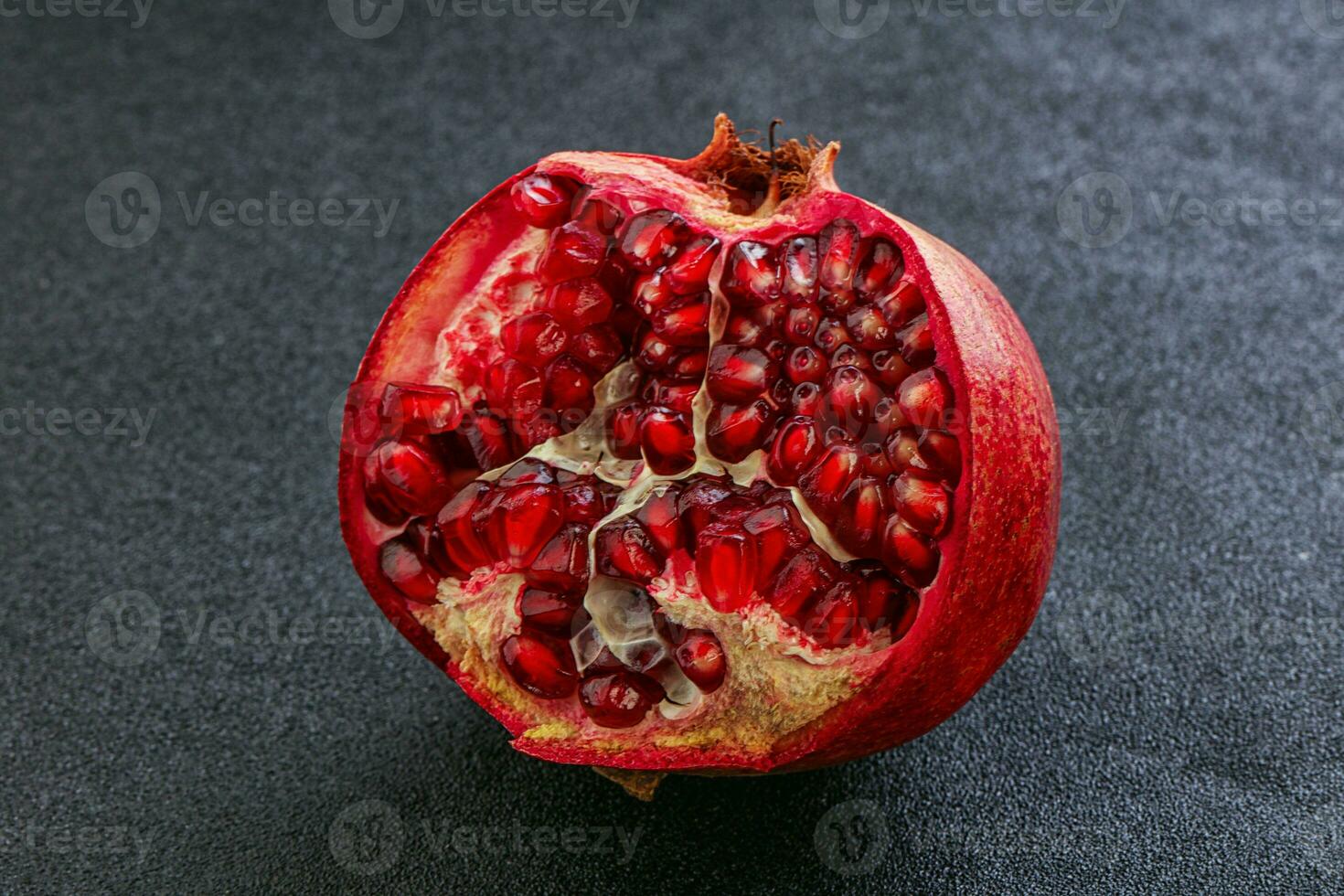 fruta madura de romã rube doce foto