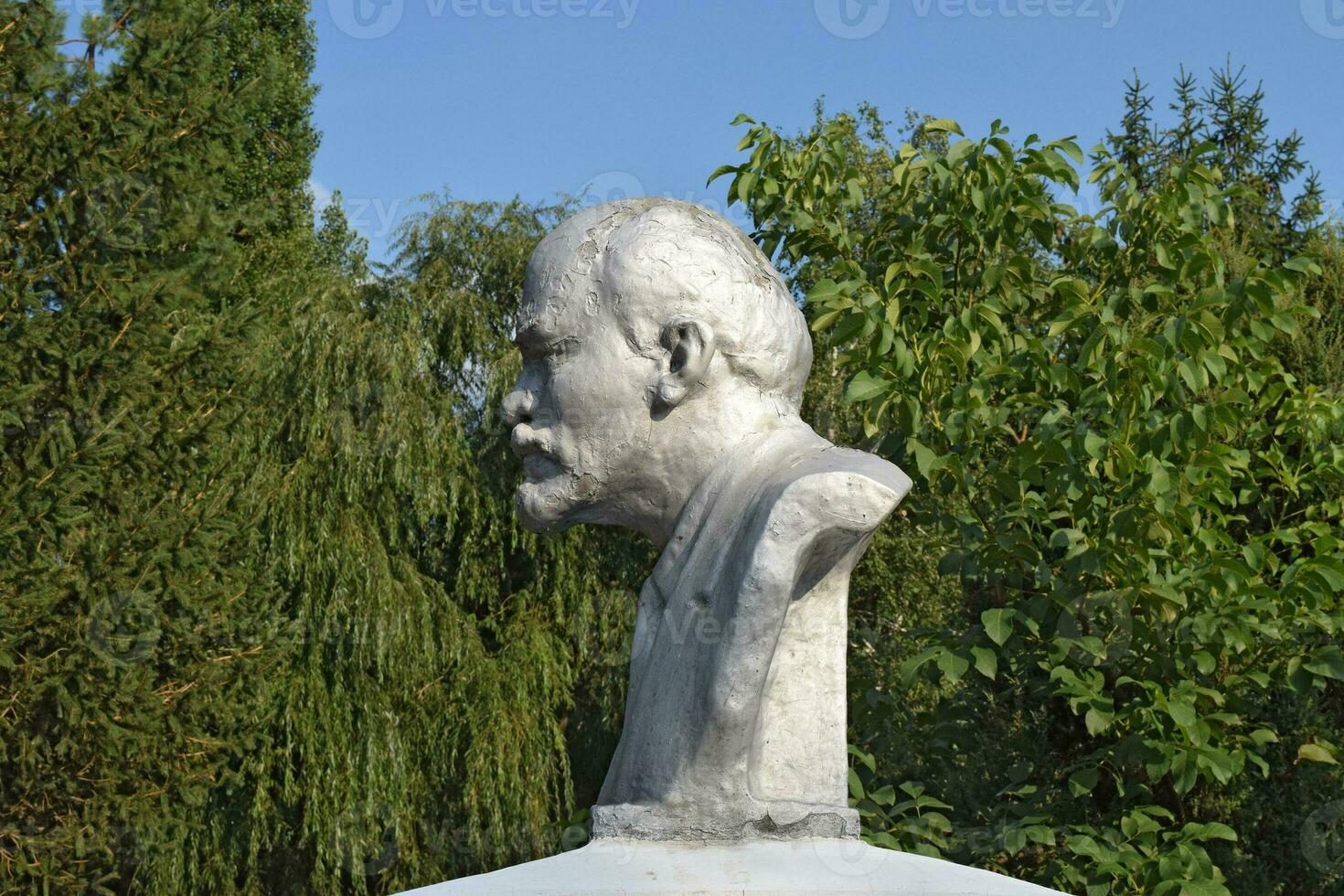 velho monumento para lenin foto