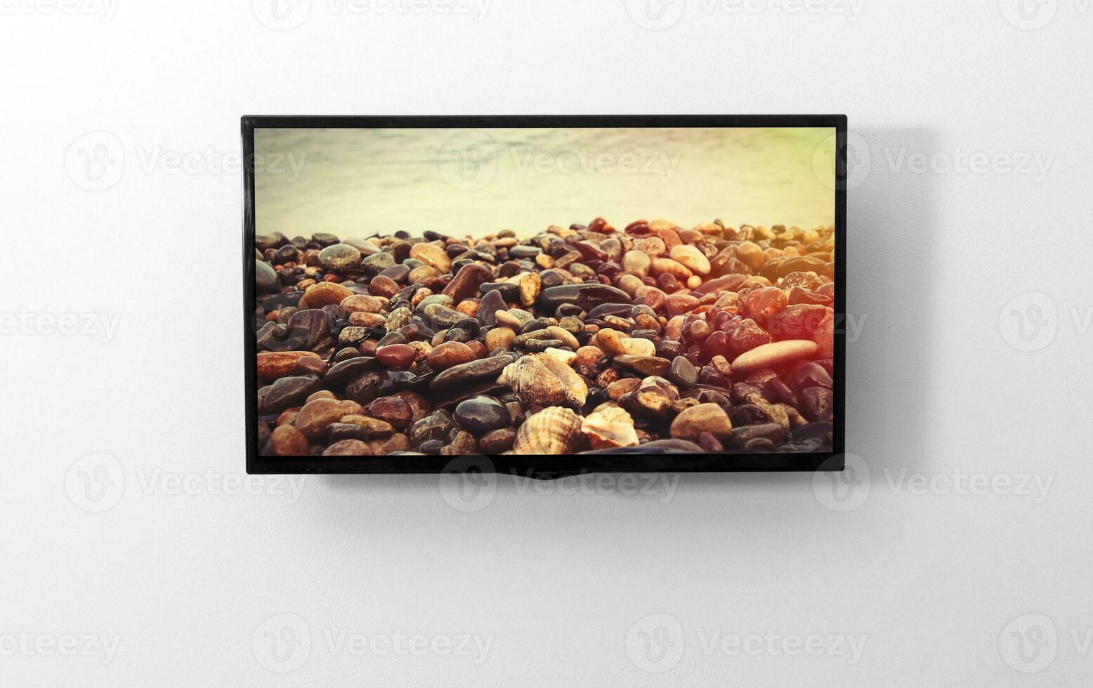 televisão monitor em a parede foto