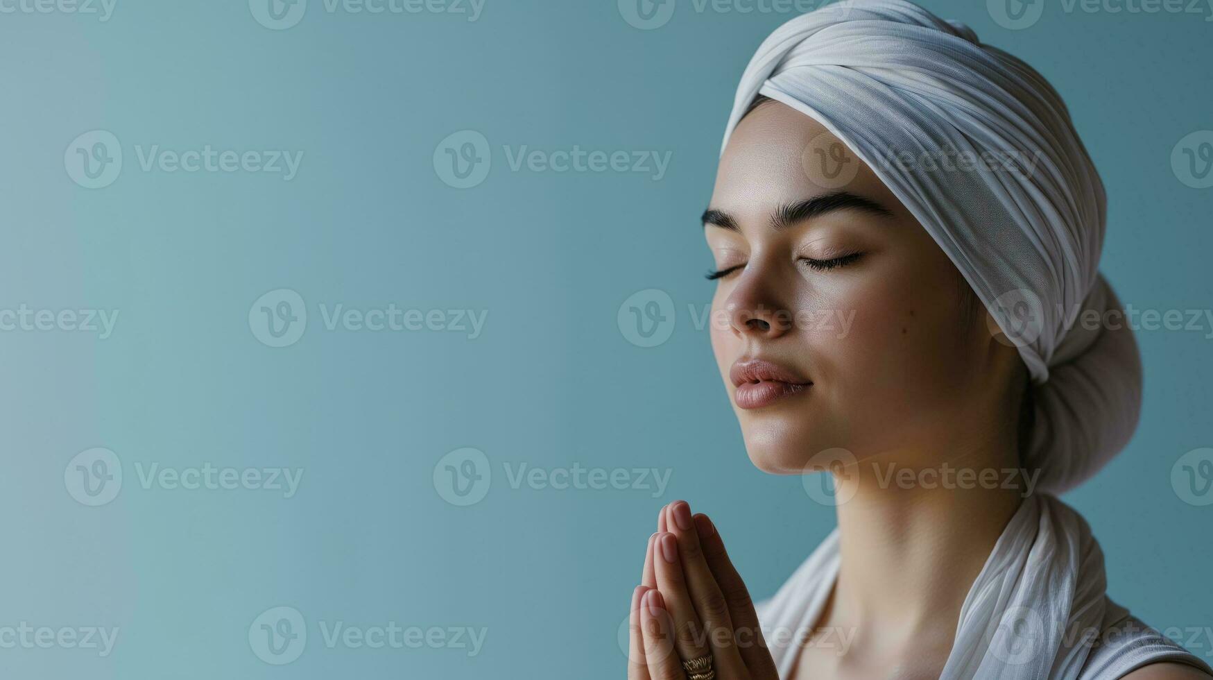 ai gerado sereno mulher meditando com mãos dentro oração posição foto