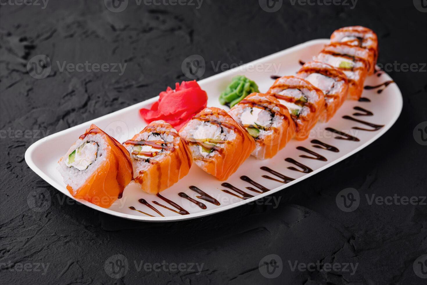 Sushi lista Filadélfia com salmão foto