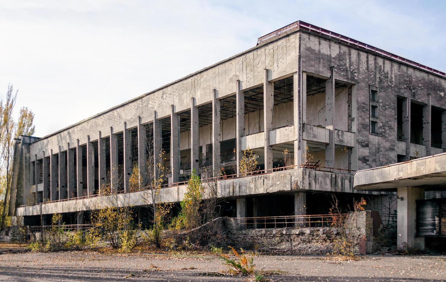 pripyat, ucrânia, 2021 - hotel em chernobyl foto