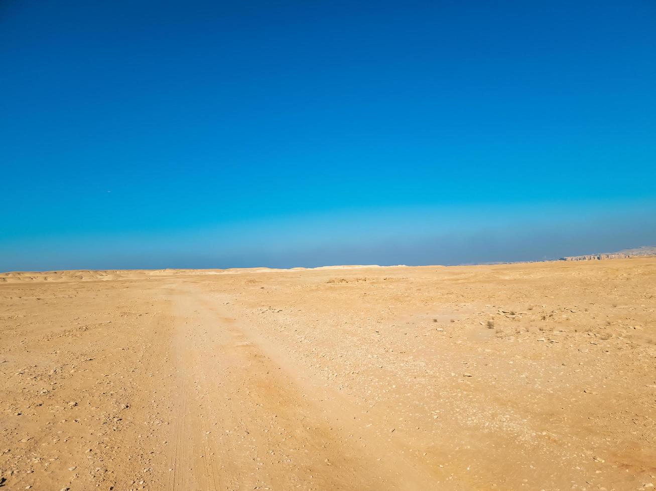 dunas de areia no deserto foto