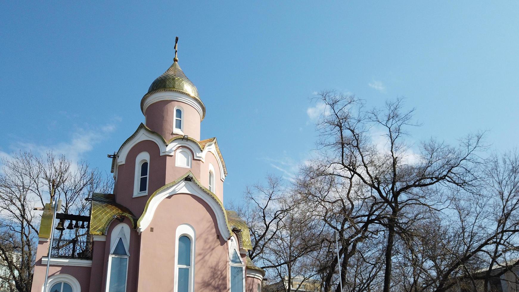 igreja-capela de s. e desenhou o primeiro ponto de referência da cidade. foto