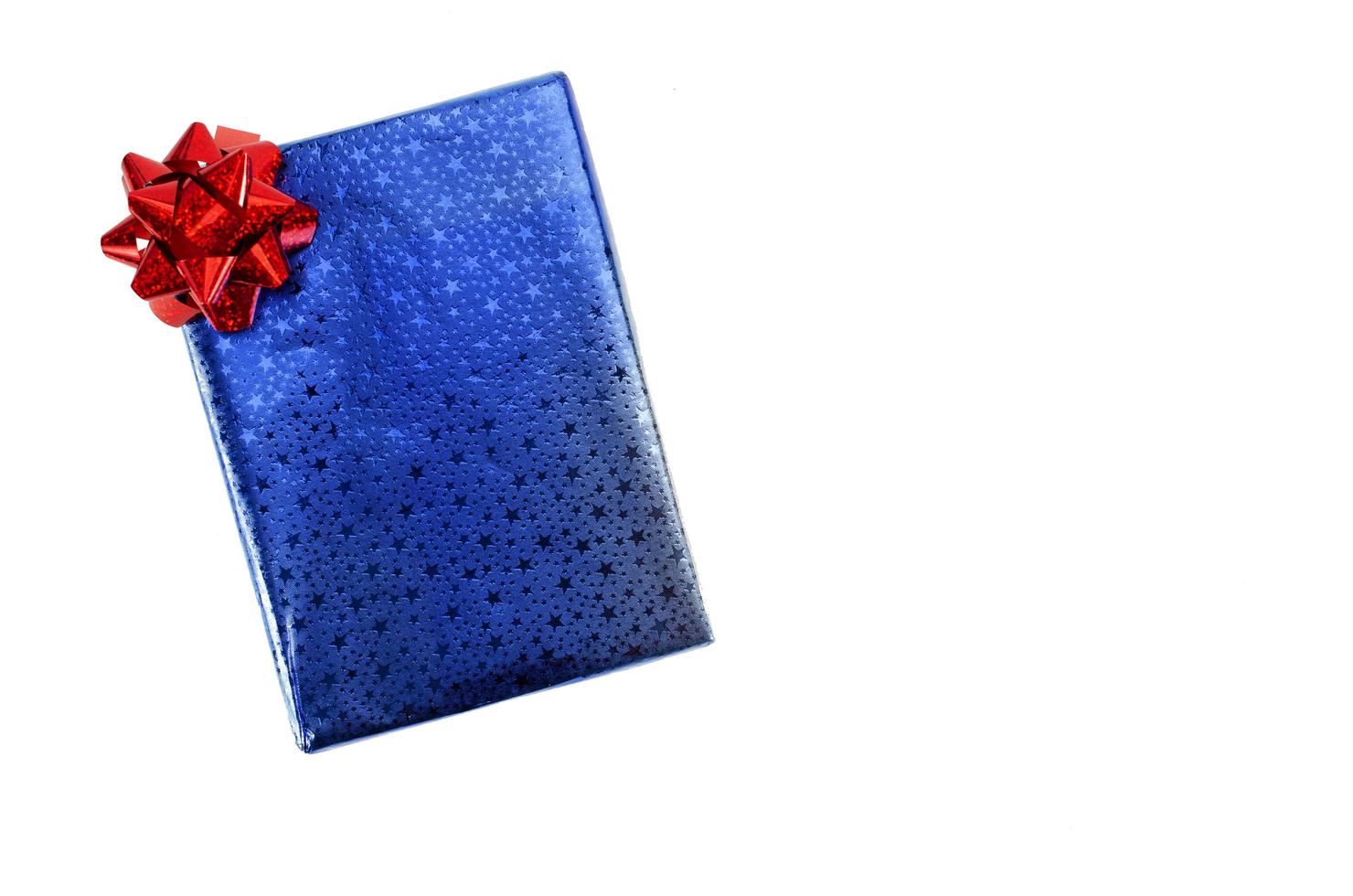 caixa gif azul para decoração de natal com traçados de recorte foto