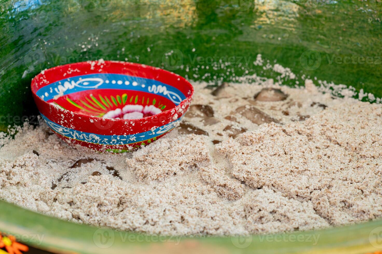 tradicional oaxaca mexicano bebida chamado tejate fez do terra milho dentro uma grande Panela. Oaxaca foto