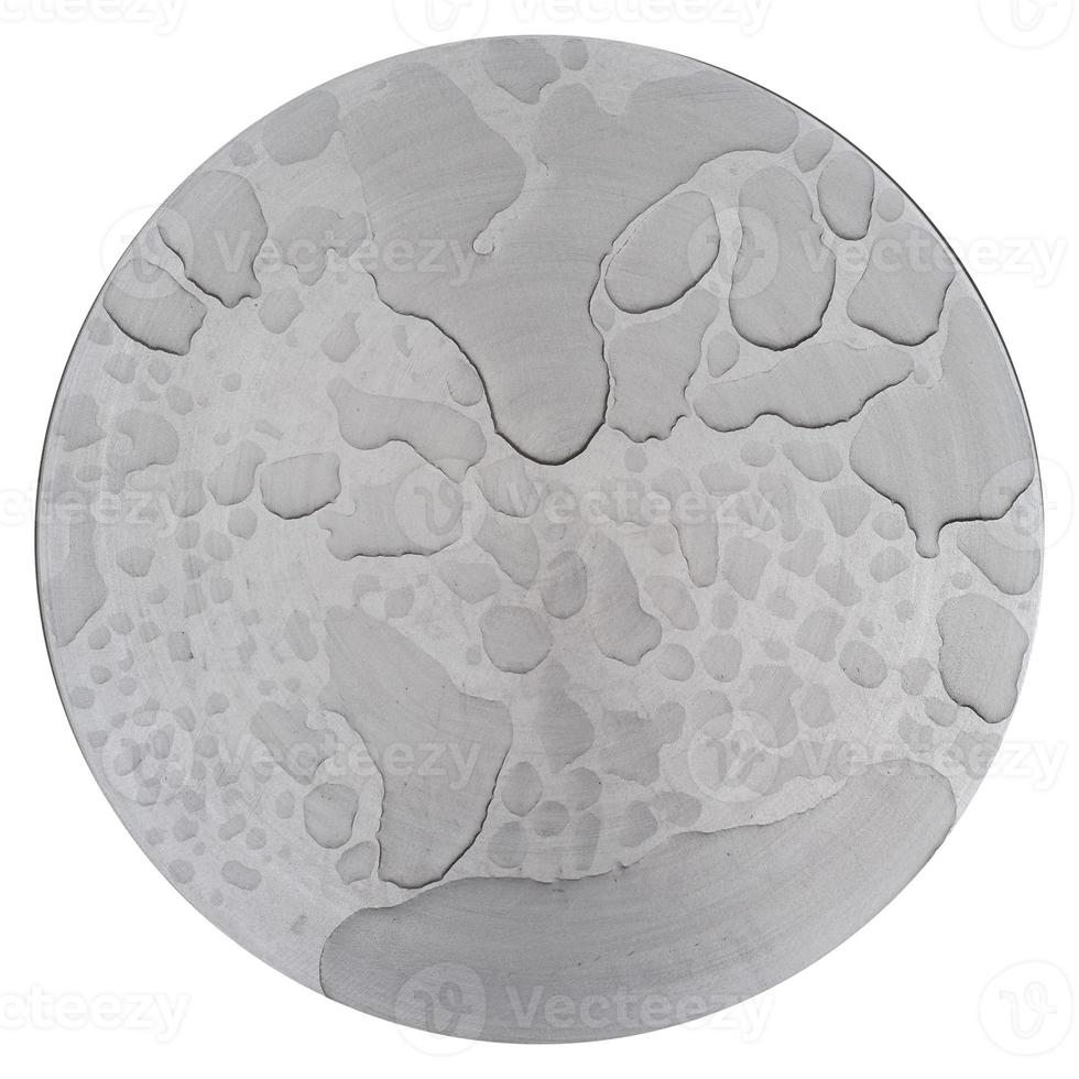 textura de aço cinza com gotas de água isoladas sobre o branco foto