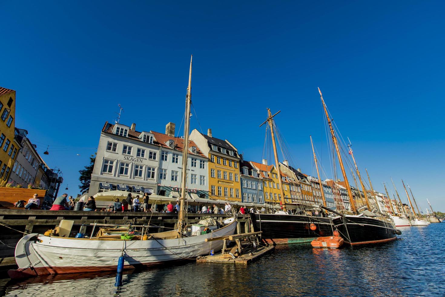 copenhagen, dinamarca, 13 de junho de 2018 - detalhe de nyhavn em copenhagen, dinamarca. nyhavn é uma zona portuária e de entretenimento do século 17 em copenhague. foto