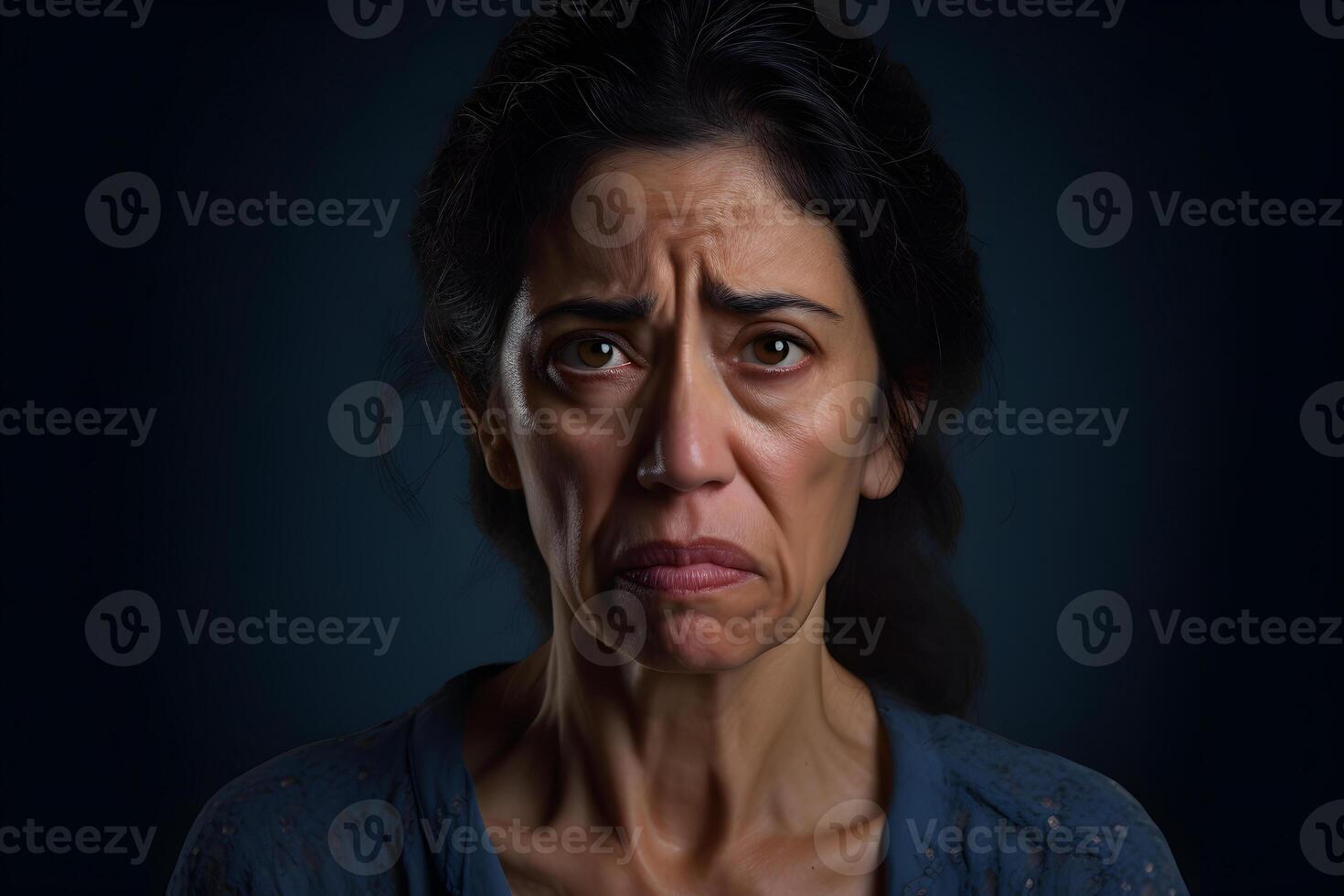 ai gerado retrato do Senior latim americano mulher em Preto fundo. neural rede gerado fotorrealista imagem. foto
