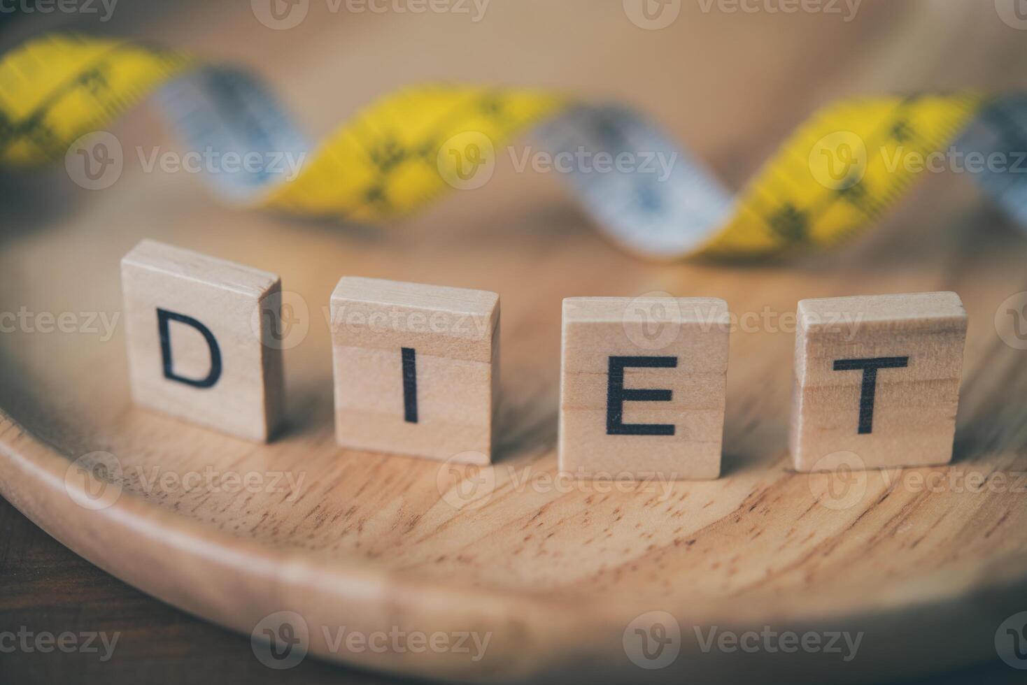 a conceito do dieta para peso perda e palavra dieta dentro de madeira Lugar, colocar foto