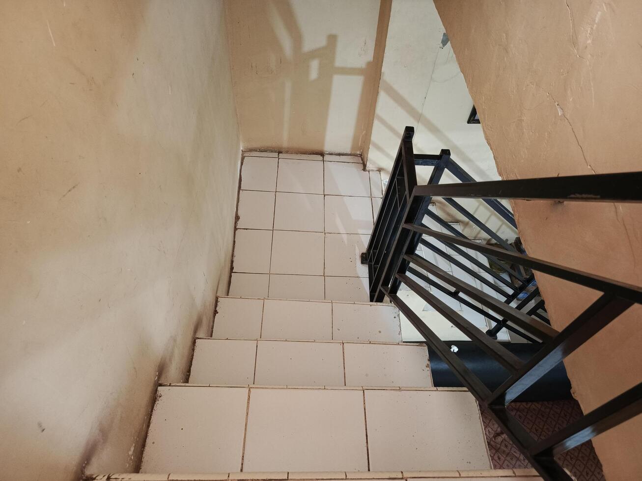 a foto do a escadas estava ocupado a partir de acima