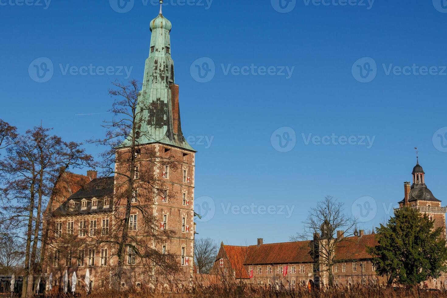 o castelo de raesfeld na alemanha foto