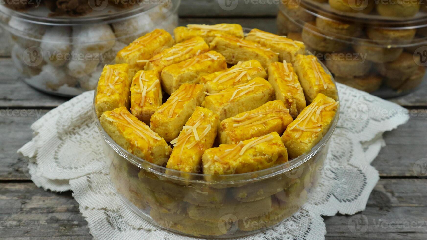kastengel ou castengel biscoitos familiar durante a mês do Ramadã foto