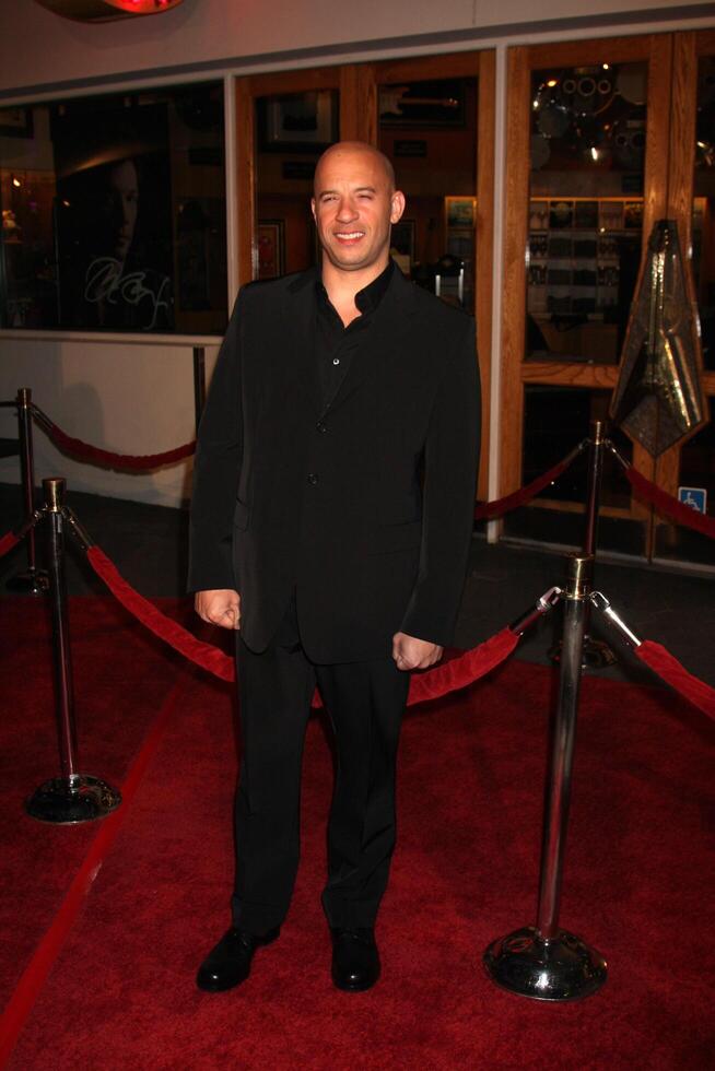 vin diesel A chegar às a velozes furioso pré estreia às a universal anfiteatro dentro los angeles , ca em marcha 12, 2009 foto