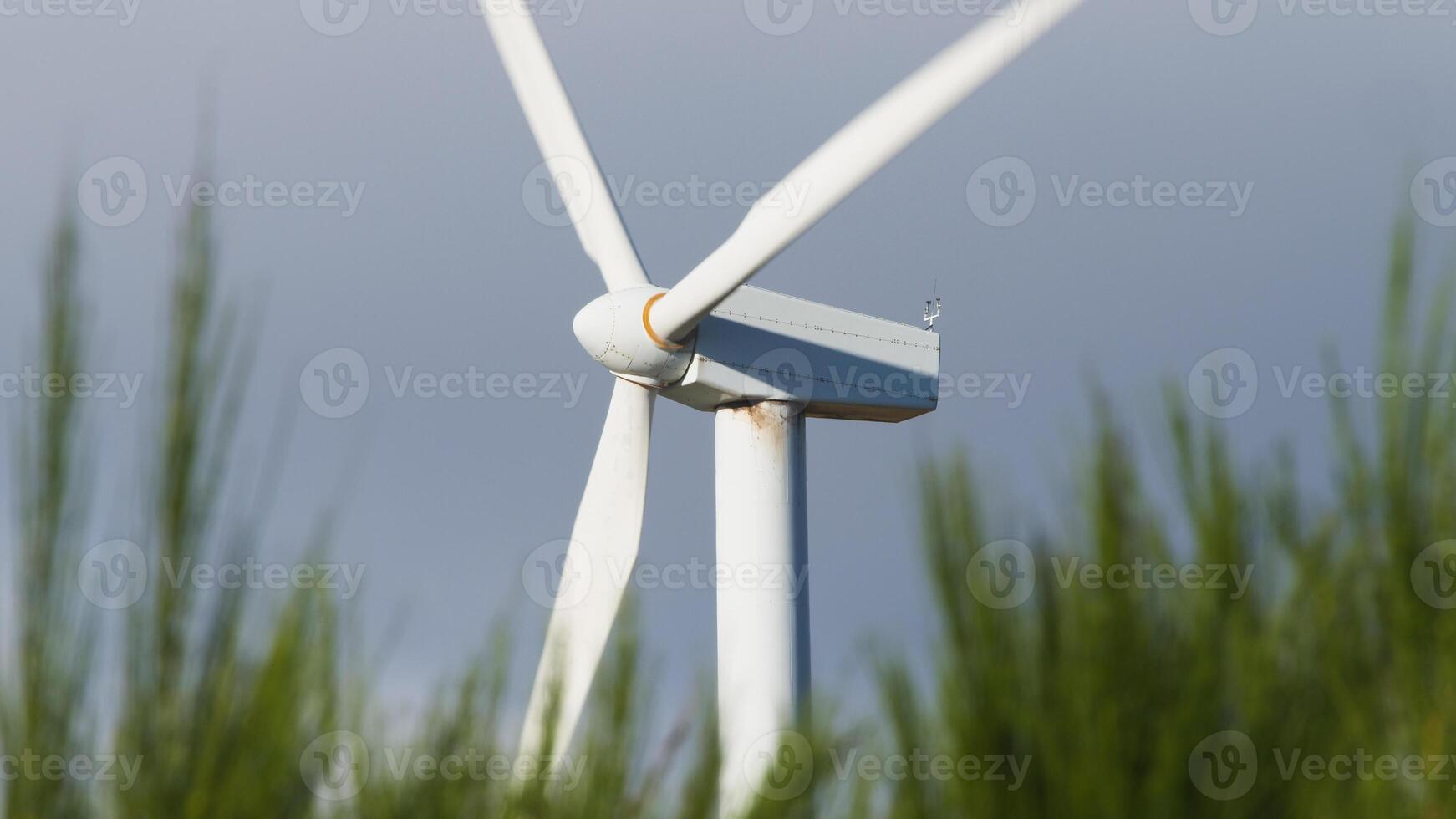 impacto do Novo renovável tecnologias em natureza foto