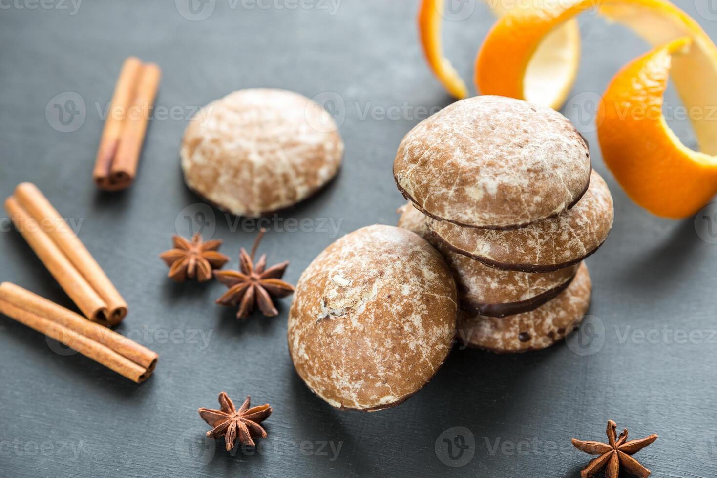 Pão de gengibre bolos com especiarias foto