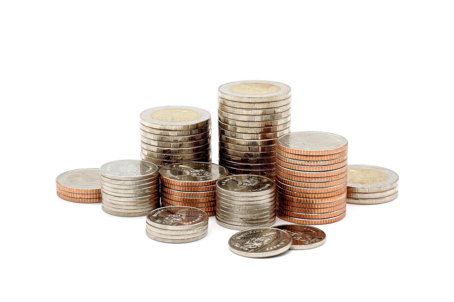 pilha do Novo tailandês baht moedas. o negócio e finança conceito. foto